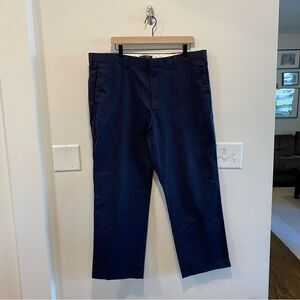 Banana republic rapid movement pant Emerson straight fit 38x30 navy NWT
